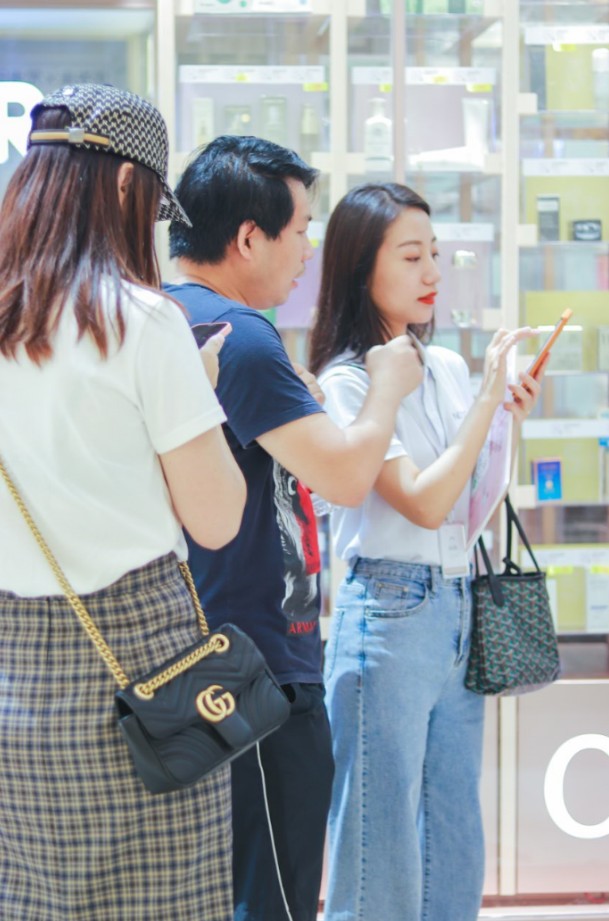 武汉诺得佳旗下美妆零售品牌NODE+5%无人免税会员店落户万达广场