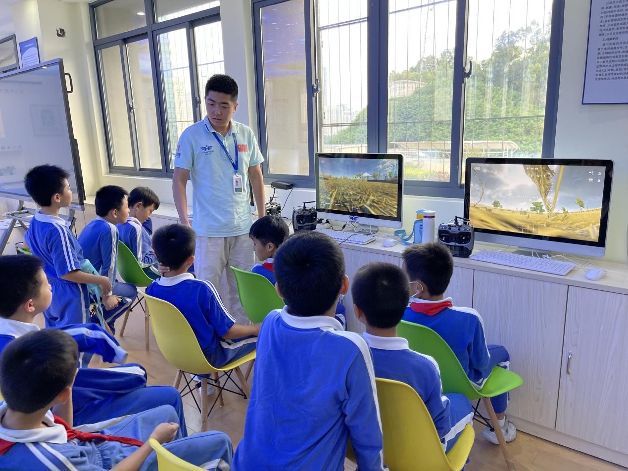 深圳“三模基地”丨为青少年科创教育插上腾飞的翅膀