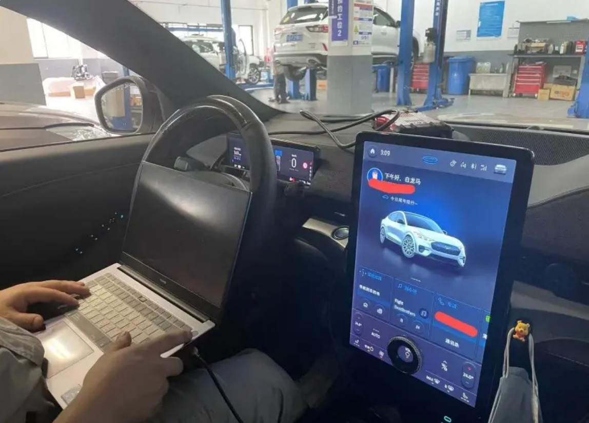 福特电马全网首次保养，及车机软件更新和驾驶体验总结