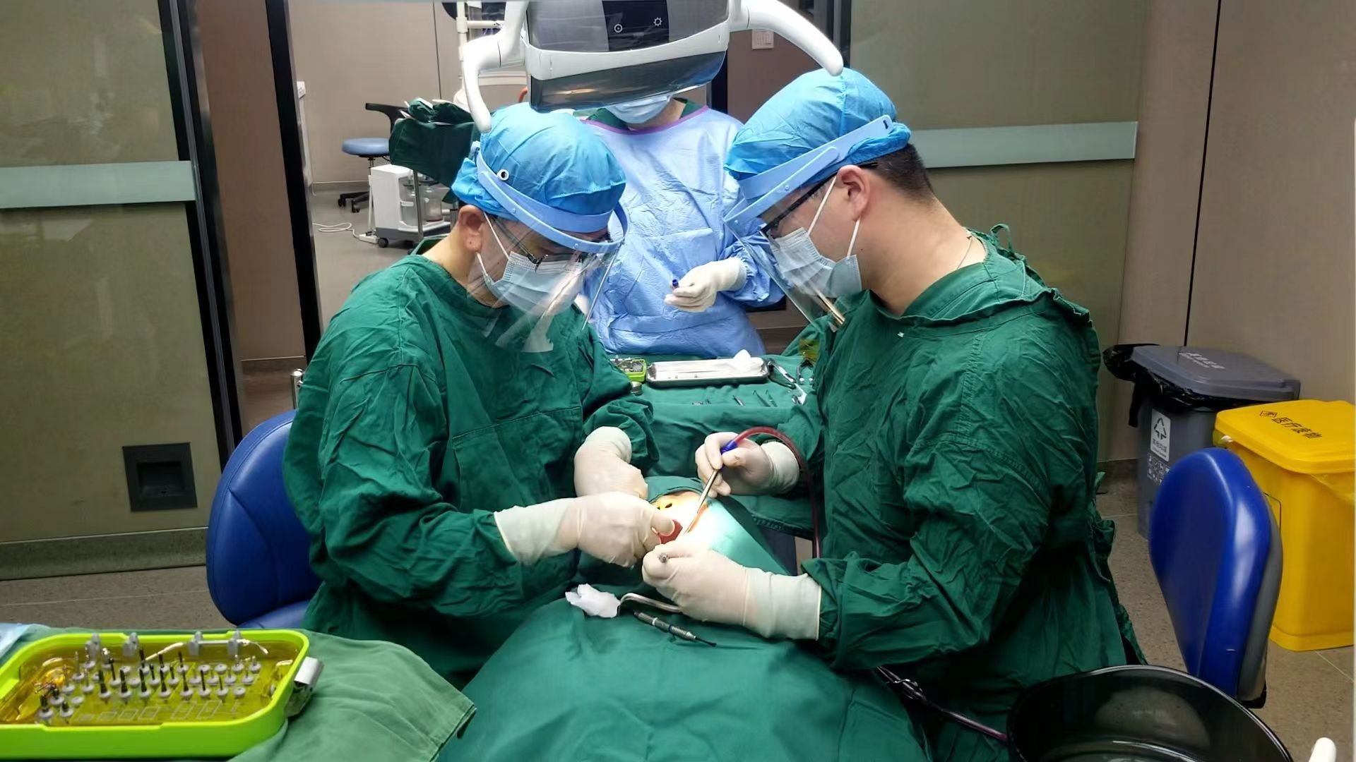 黎强博士将于8月5日6日再次到温州老年病医院口腔科会诊
